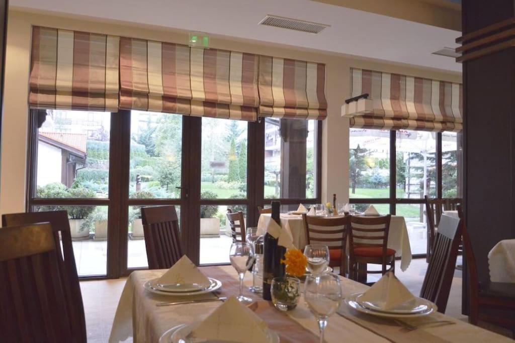 Breathtaking Mountain View 3 Bedrooms Appartement バンスコ エクステリア 写真